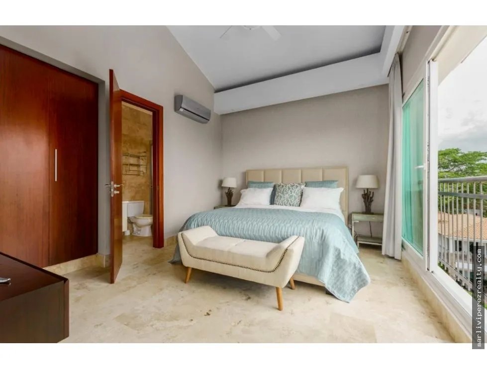Single Family House for sale in San Carlos