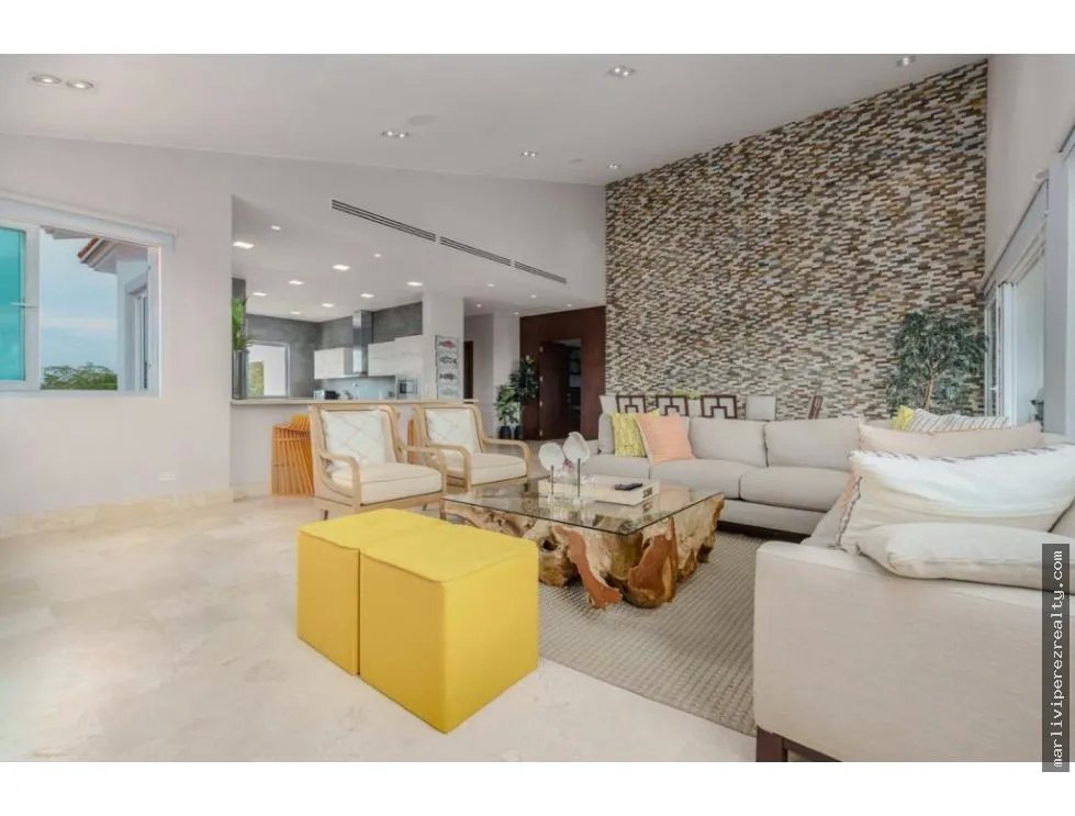 Single Family House for sale in San Carlos