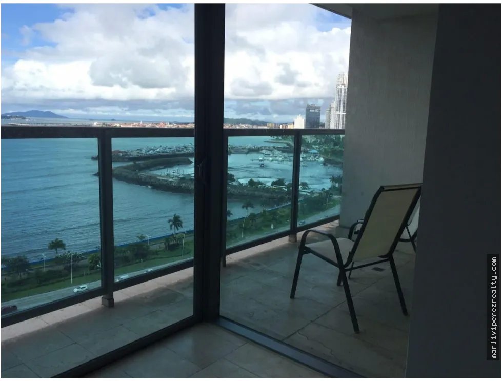 Apartamento en alquiler Amoblado Bella Vista