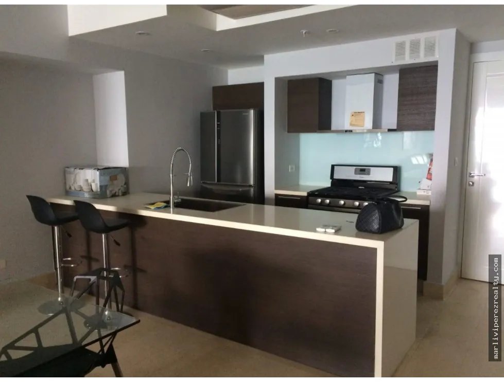 Apartamento en alquiler Amoblado Bella Vista