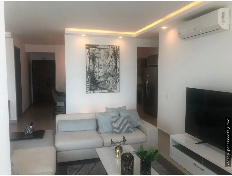 Alquiler de apartamento amoblado en Costa del Este