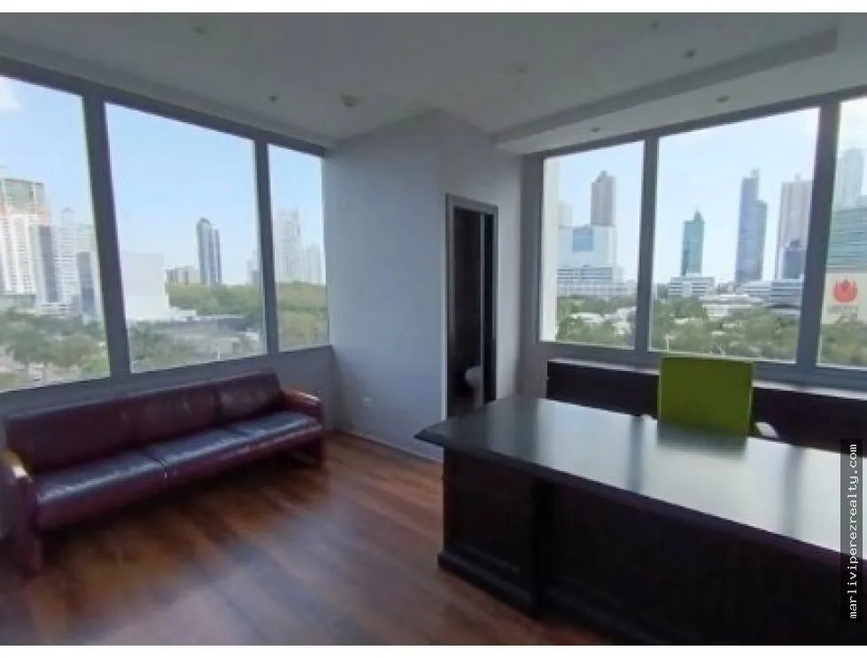 Venta de Local en Parque Lefevre