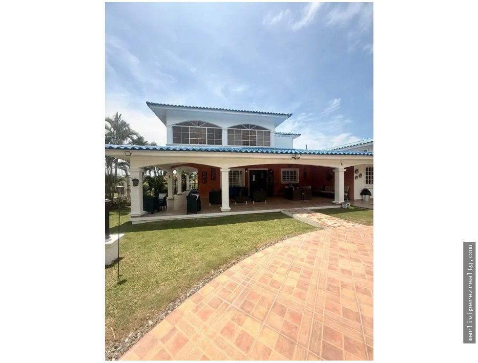 Venta o Alquiler de Casa en Playa Blanca