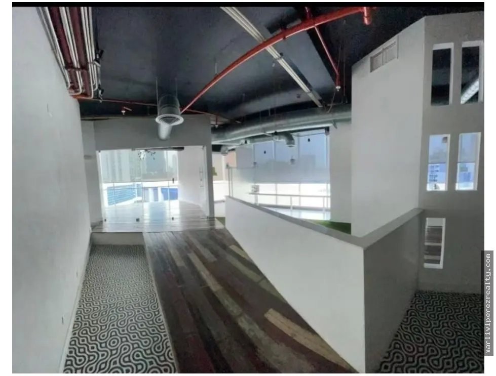 Office for sale in Bella Vista