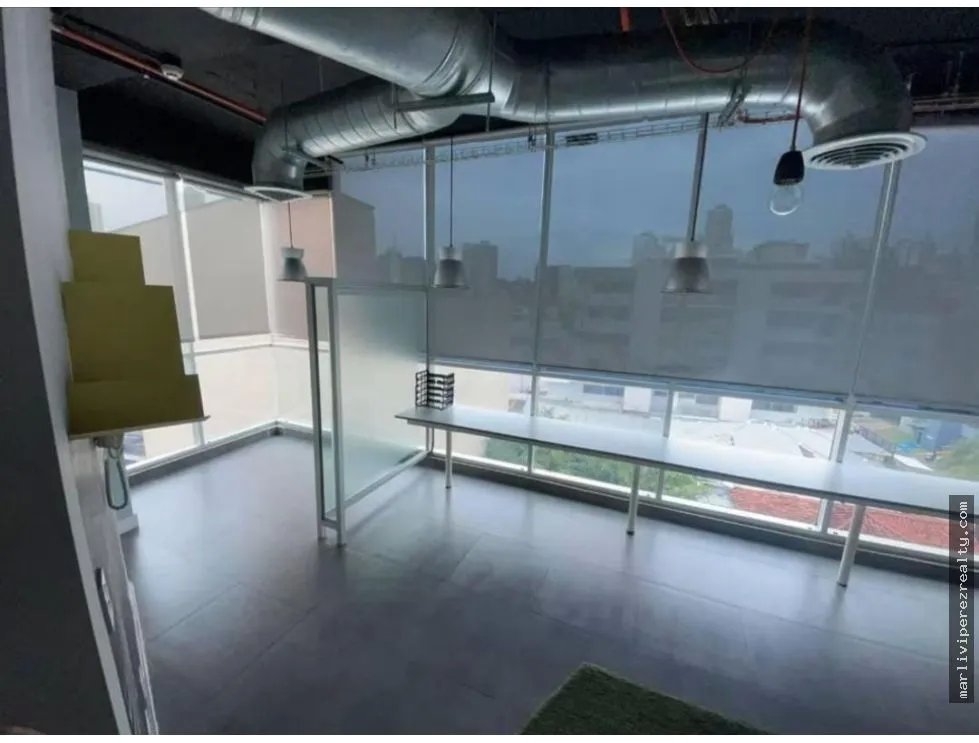 Office for sale in Bella Vista