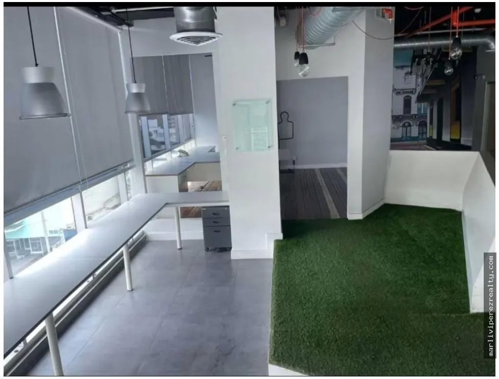Office for sale in Bella Vista