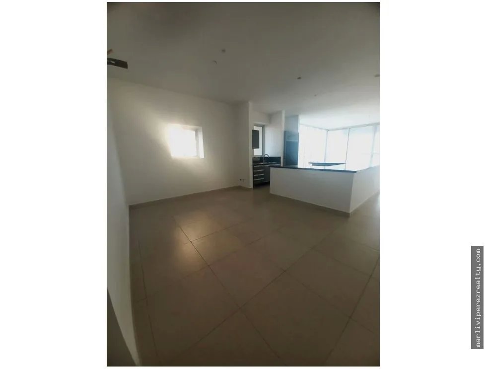 Alquiler de Apartamento en Ave Balboa