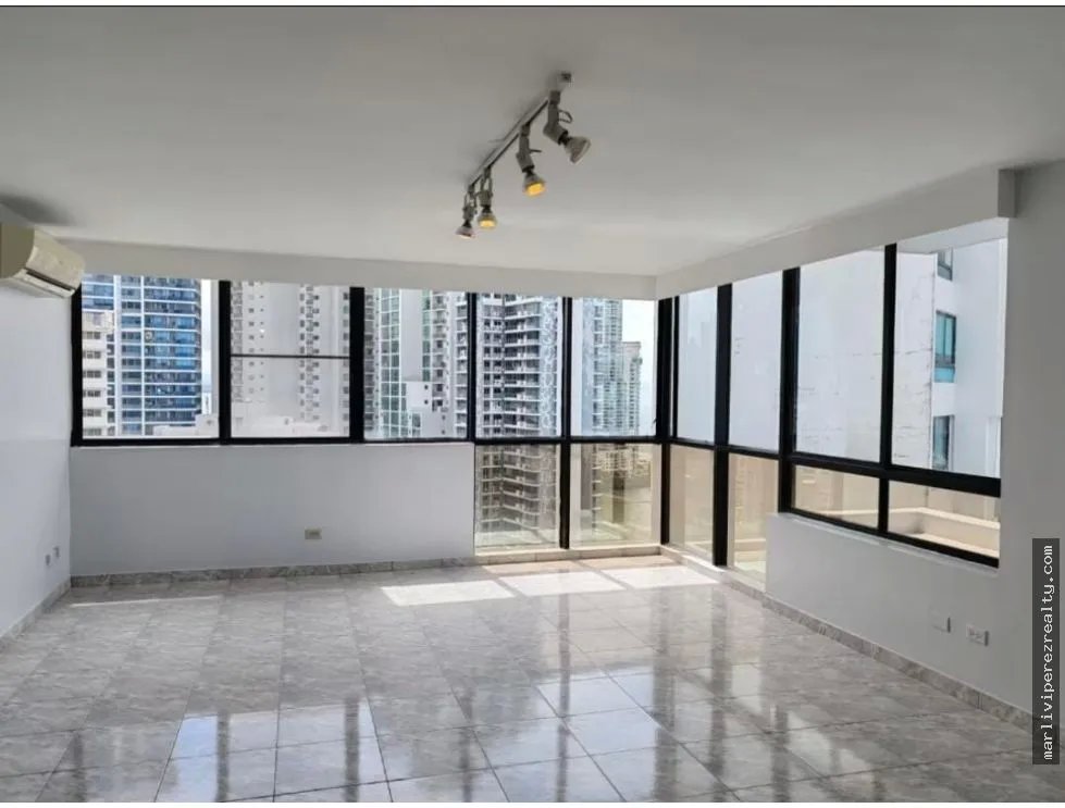 Apartment for sale in Punta Pacifica