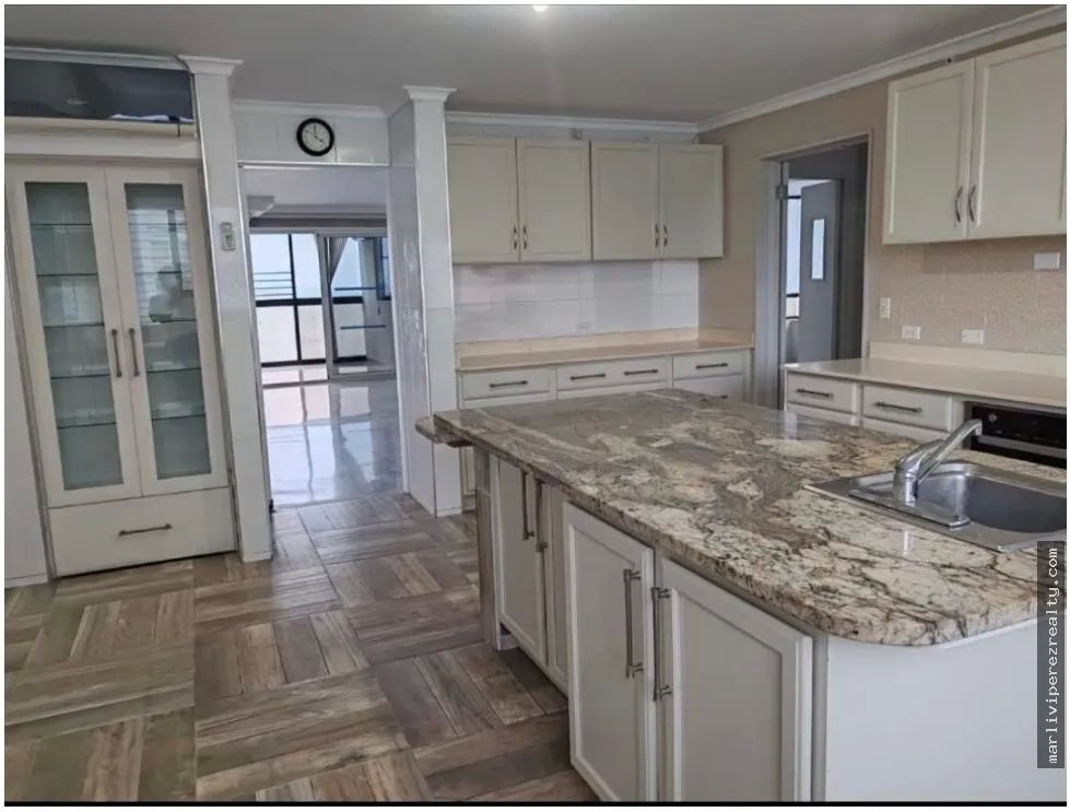Apartment for sale in Punta Pacifica