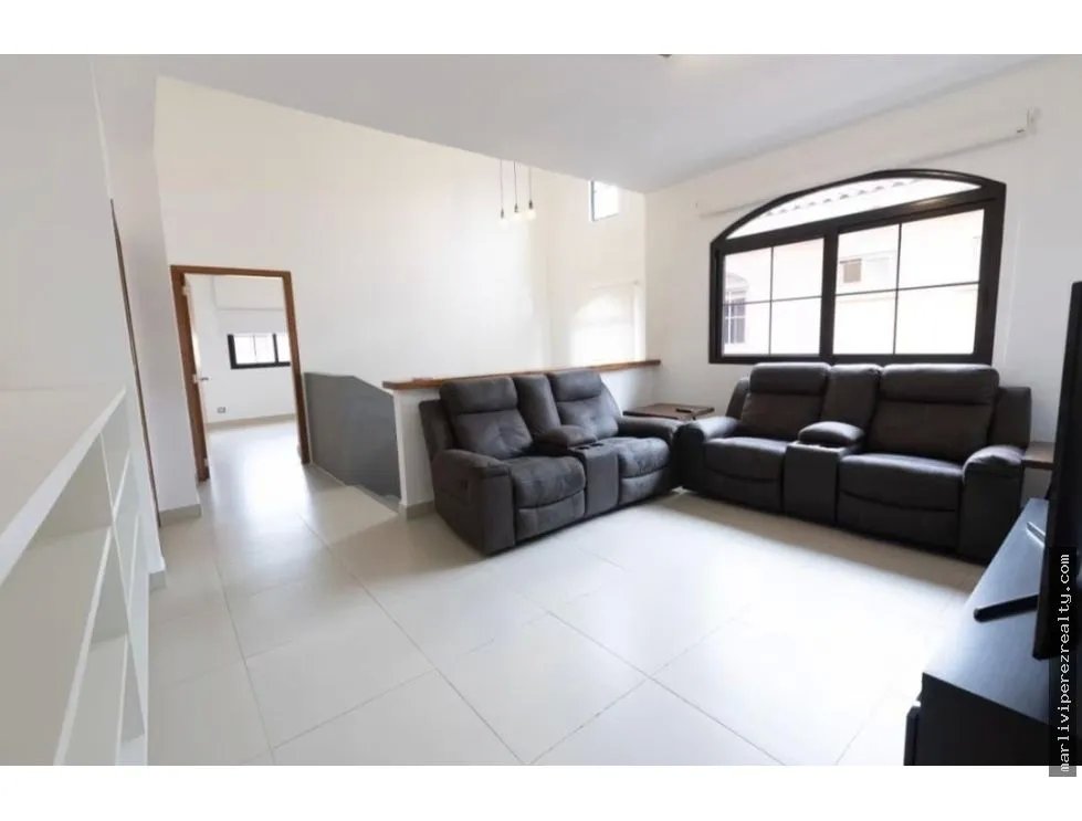 Single Family House for sale in Costa Sur