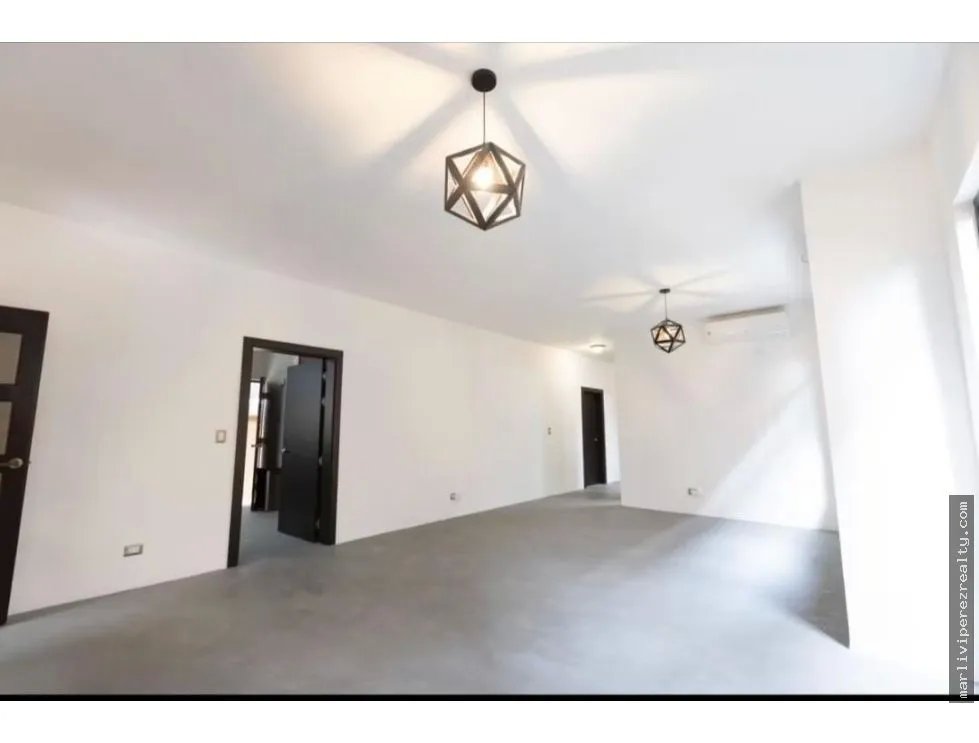 Single Family House for sale in Costa Sur