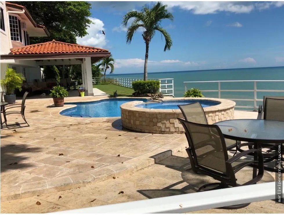 Single Family House for sale in San Carlos