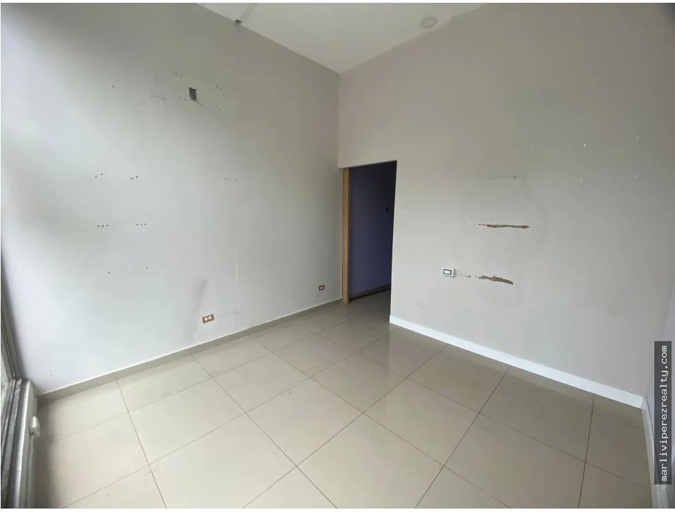 Alquiler de Local Comercial en Vía Brasil
