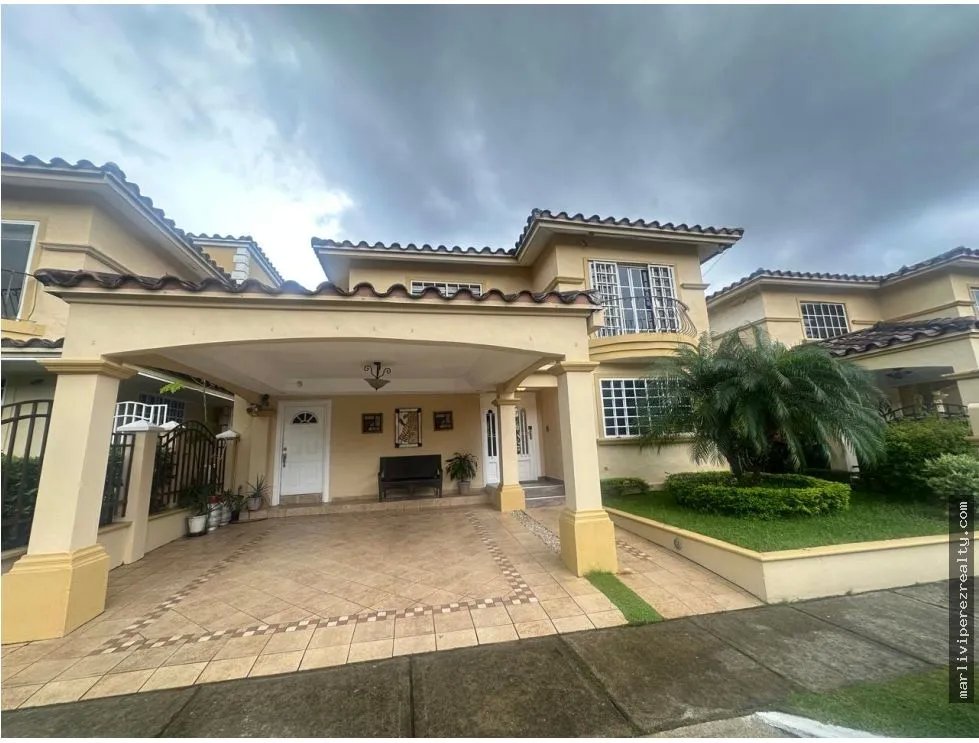Single Family House for sale in Condado del Rey