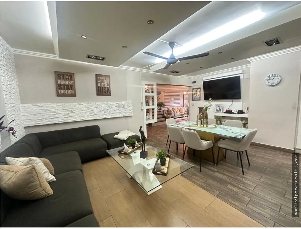 Single Family House for sale in Condado del Rey