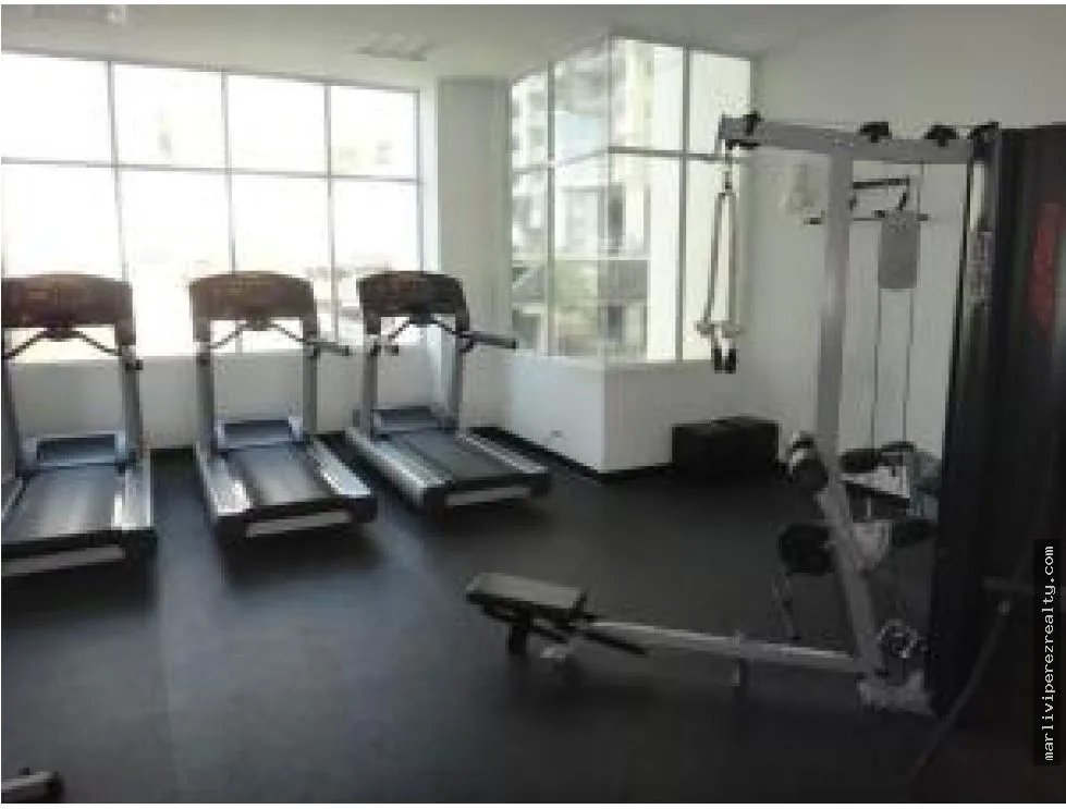 Apartment for sale in Edison Park