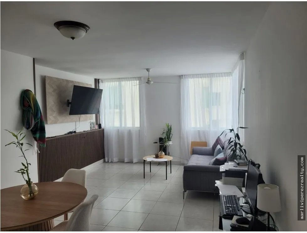Apartment for sale in Edison Park