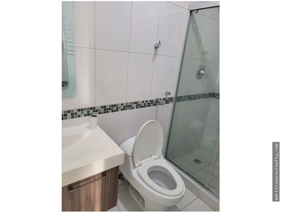 Apartment for sale in Edison Park