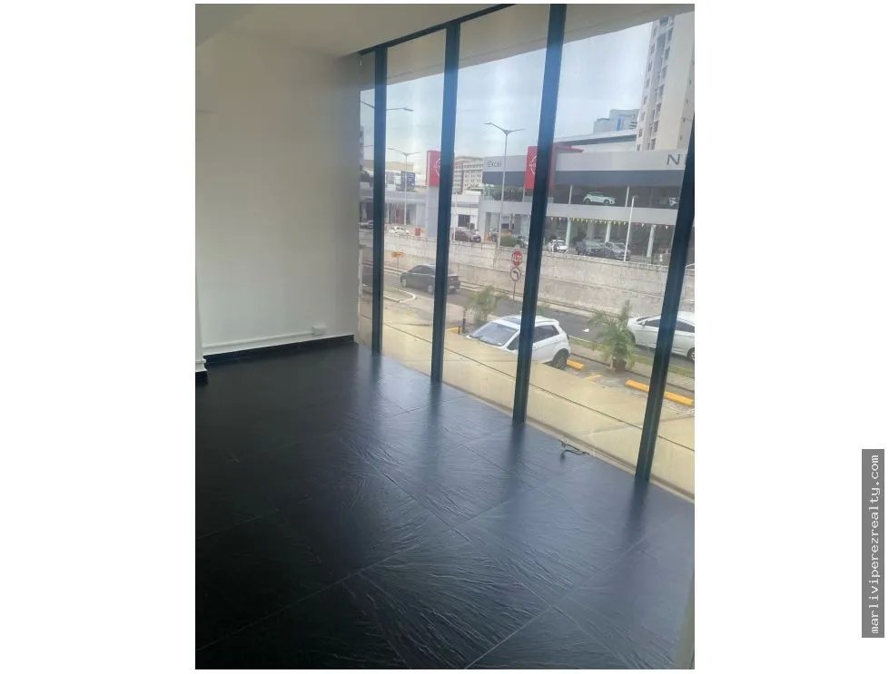 Alquiler de Local Comercial en Calle 50