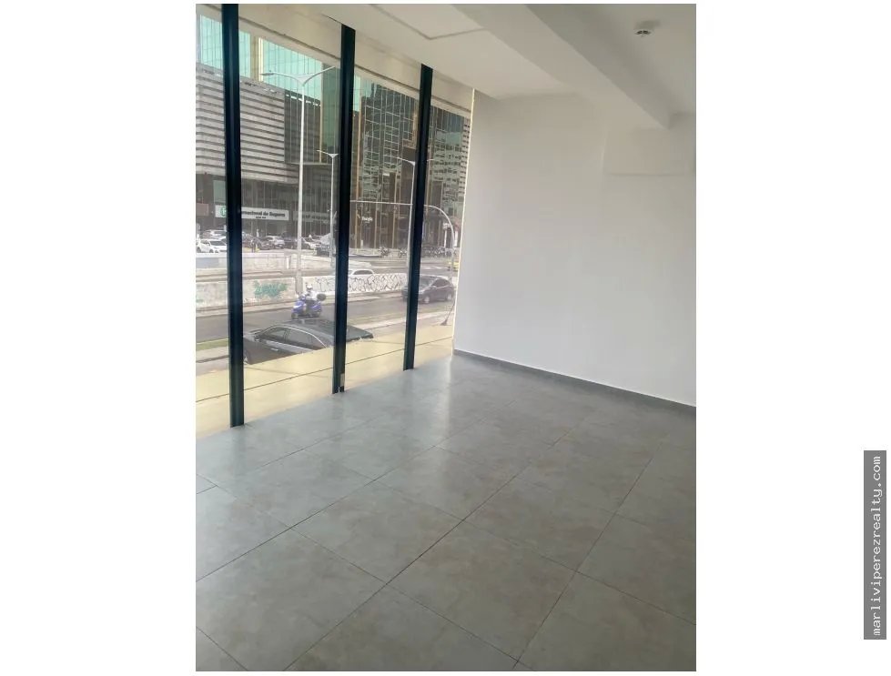 Alquiler de Local Comercial en Calle 50
