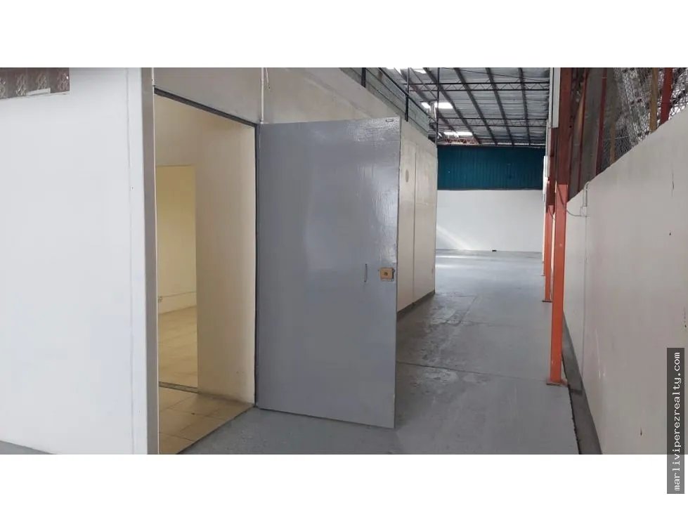 Warehouse for rent in Panama