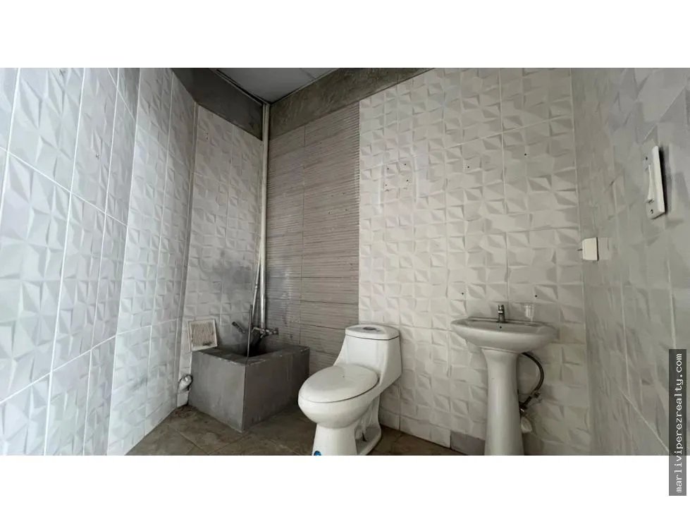 Commercial Space for rent in Tumba Muerto