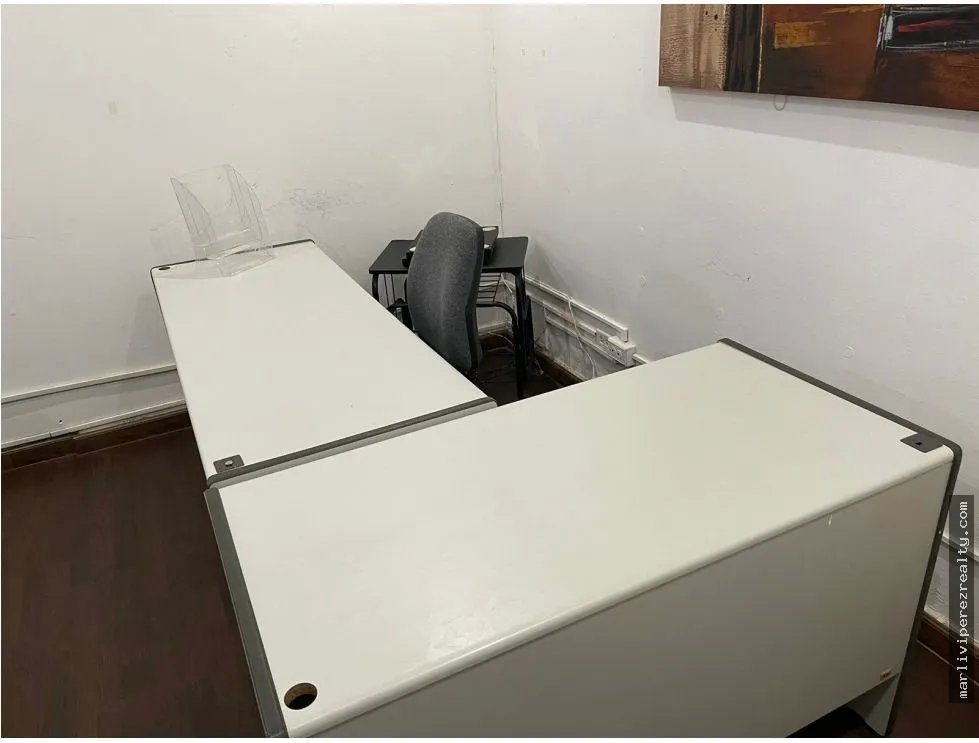 Office for rent in Bella Vista