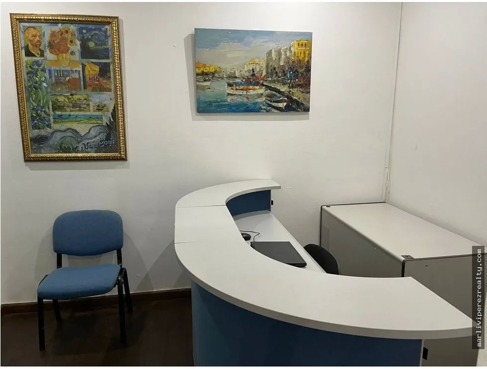 Office for rent in Bella Vista