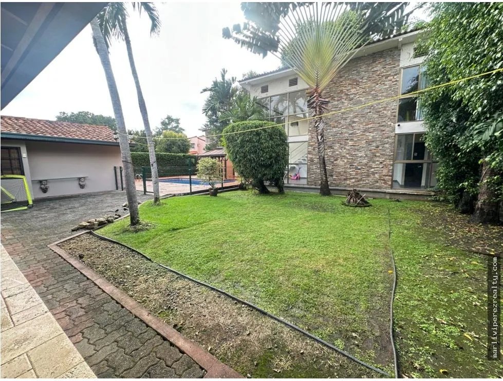 Venta de Casa  en La Alameda
