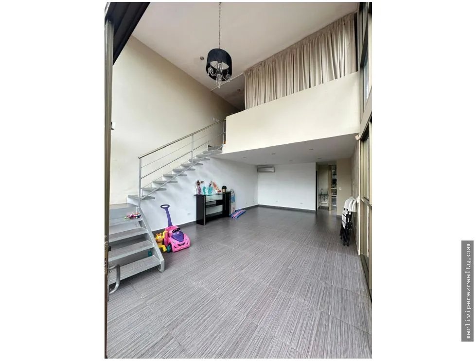 Venta de Casa  en La Alameda