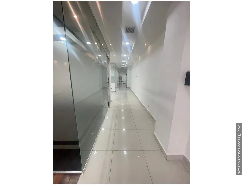 Office for rent in Via Espana