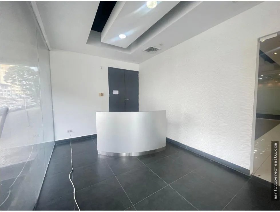 Office for rent in Via Espana