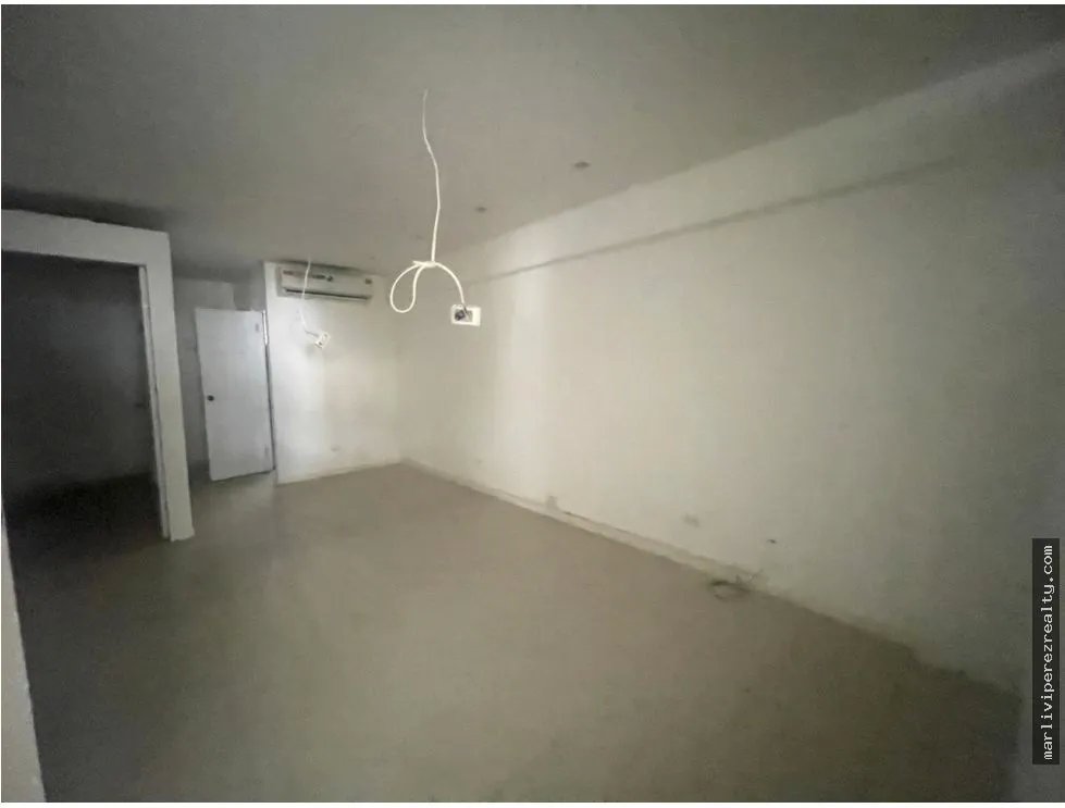 Commercial Space for rent in Via Espana