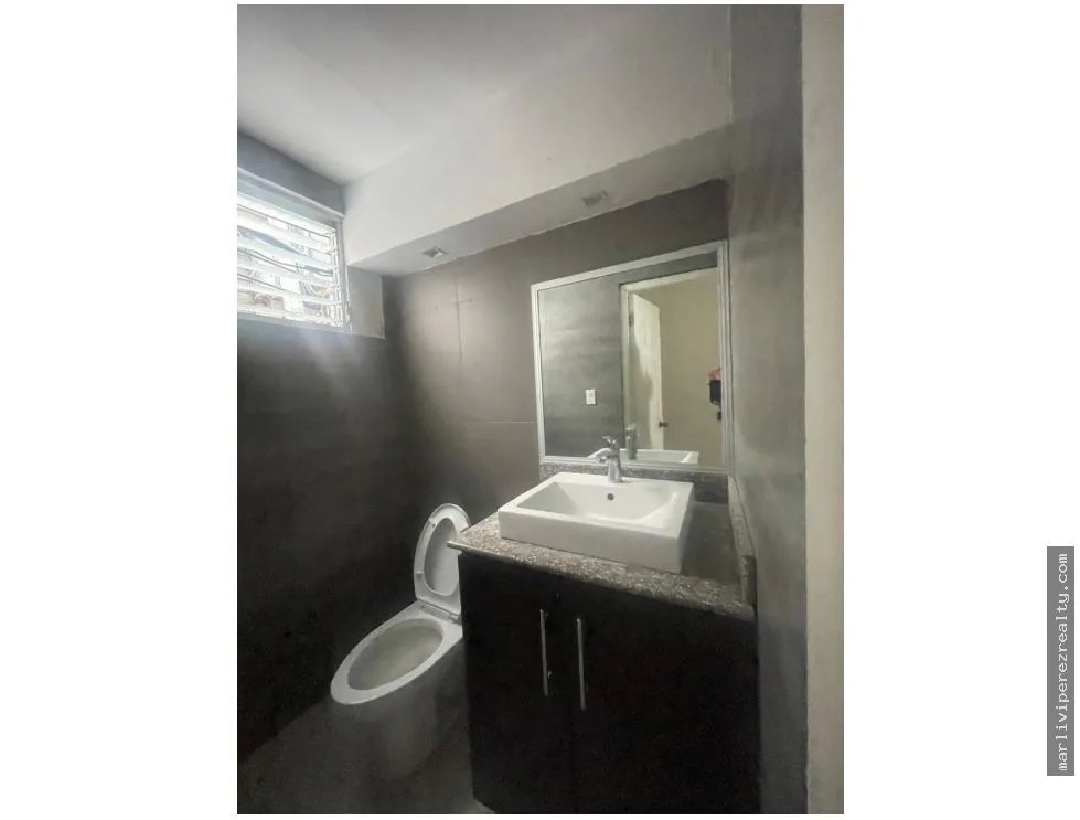 Commercial Space for rent in Via Espana