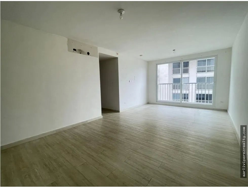 Apartment for sale in Las Acacias