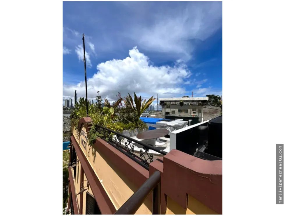 Venta de Local Comercial en Casco Viejo