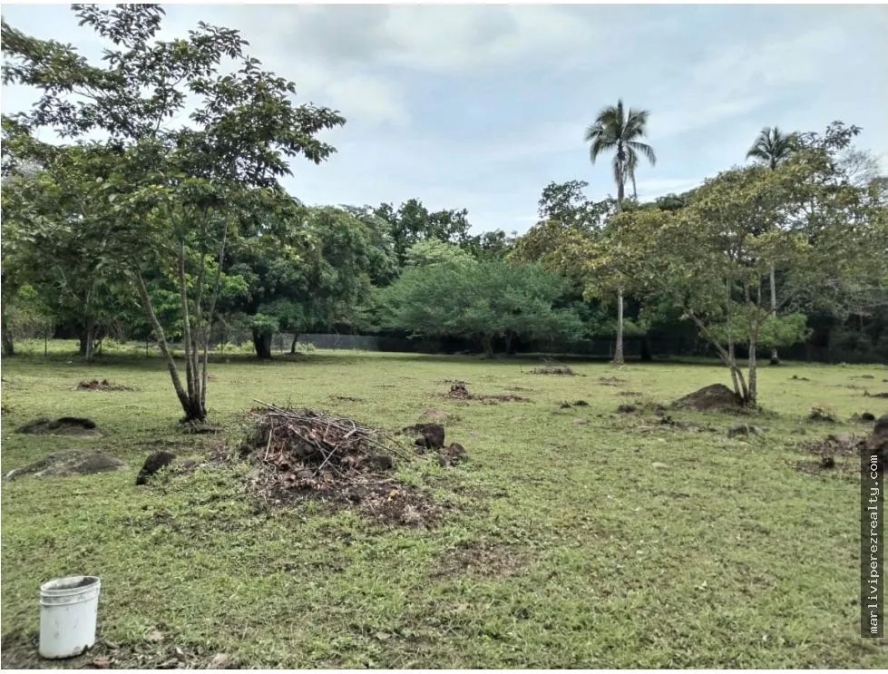 Venta de Terreno en Antón