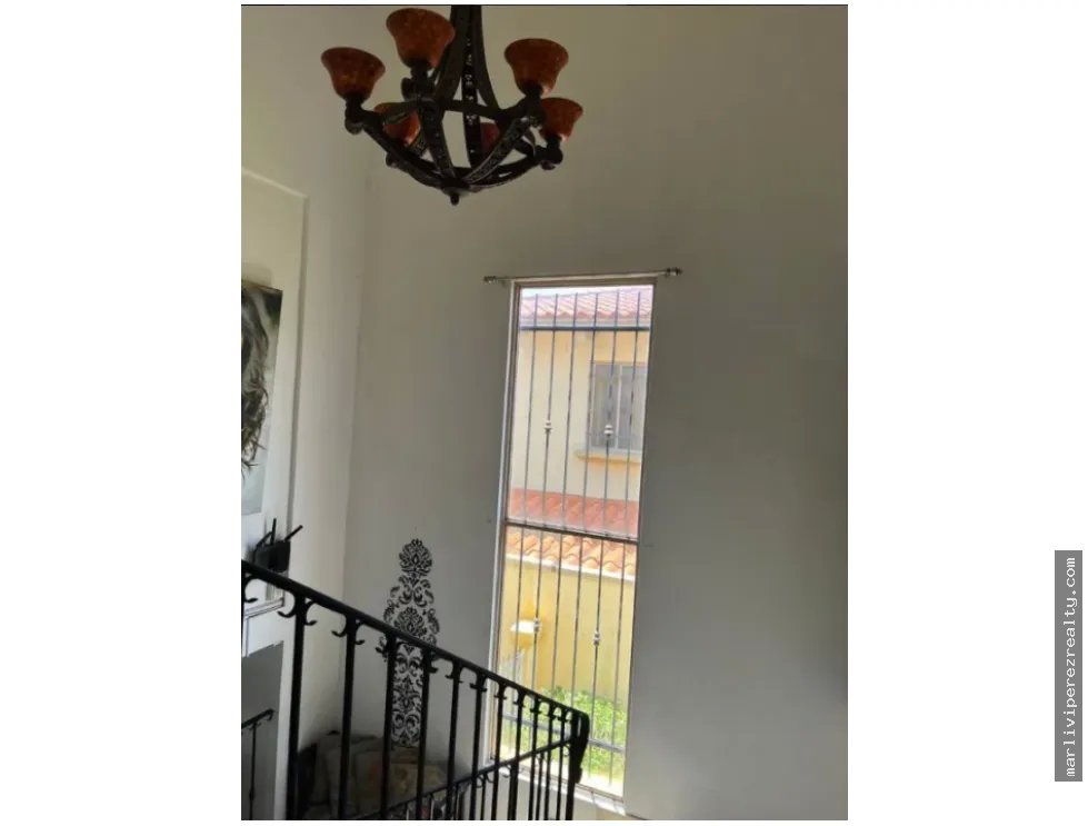 Venta de Residencia Paseo Dorado