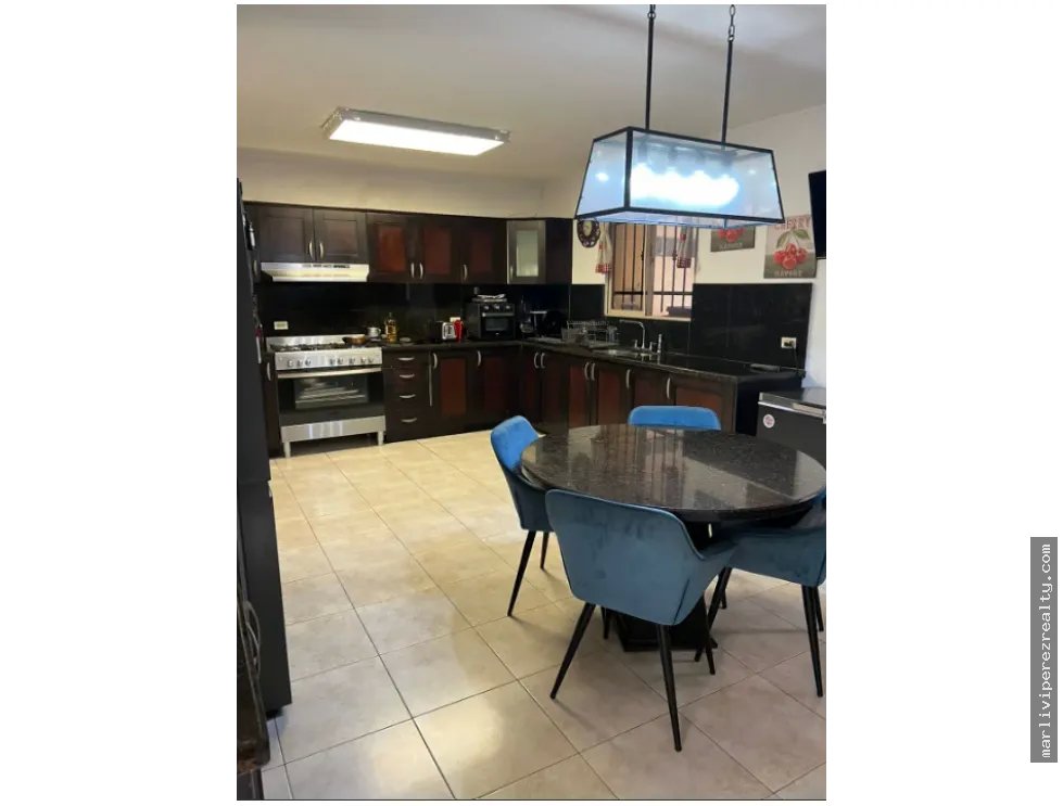 Venta de Residencia Paseo Dorado