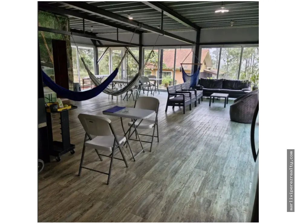 Venta de Residencia Cerro Azul