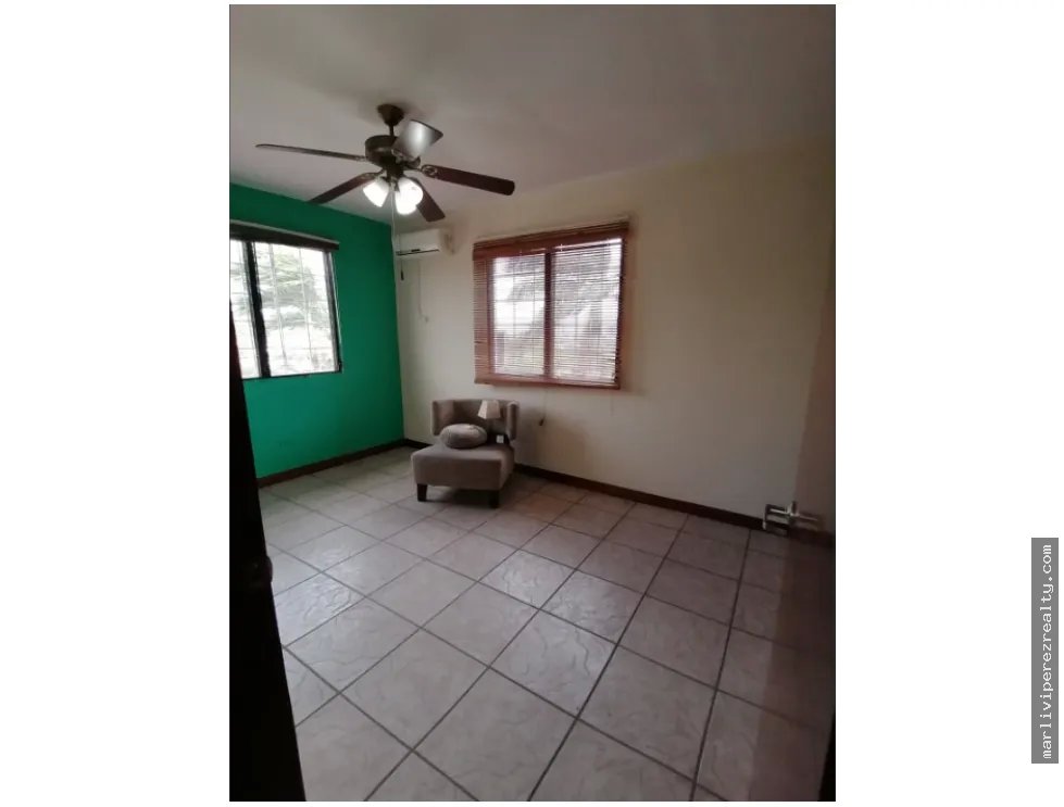 Venta de Residencia Villa Lucre