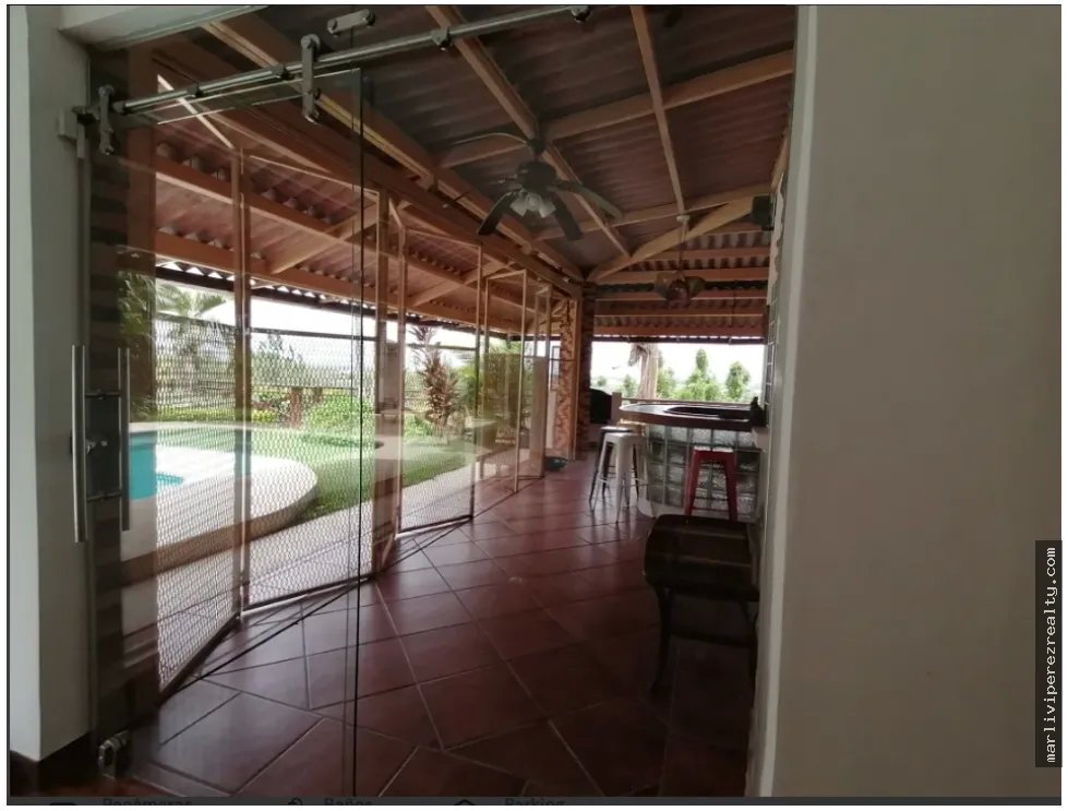Venta de Residencia Villa Lucre