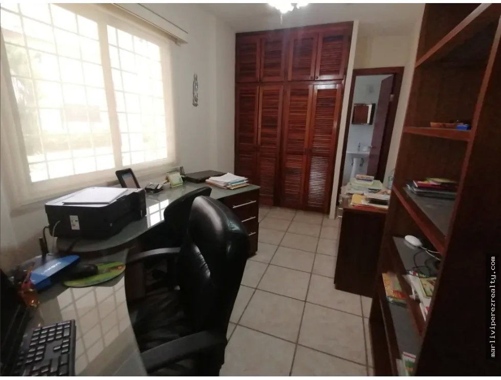 Venta de Residencia Villa Lucre