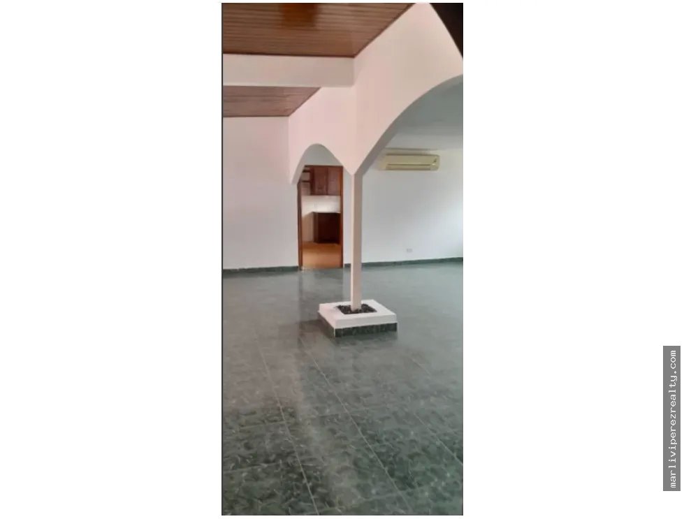 Venta de Residencia Las Cumbres