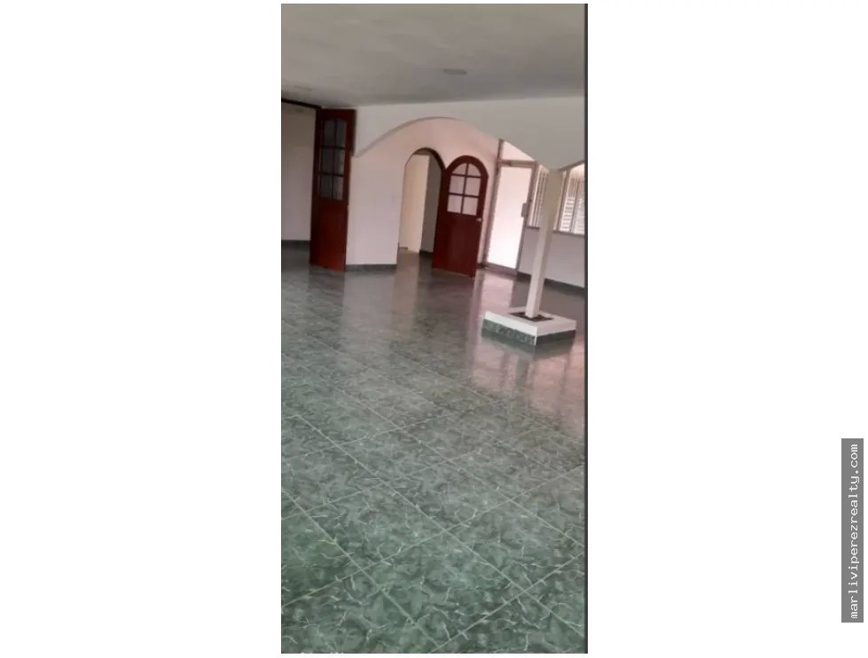 Venta de Residencia Las Cumbres