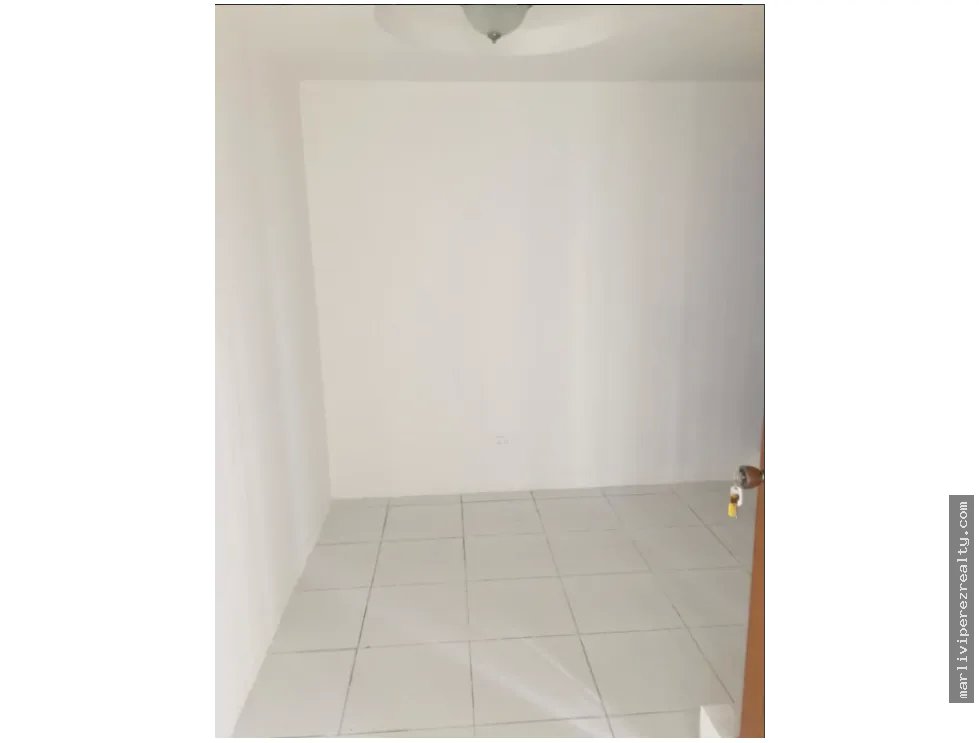 Office for rent in Bella Vista