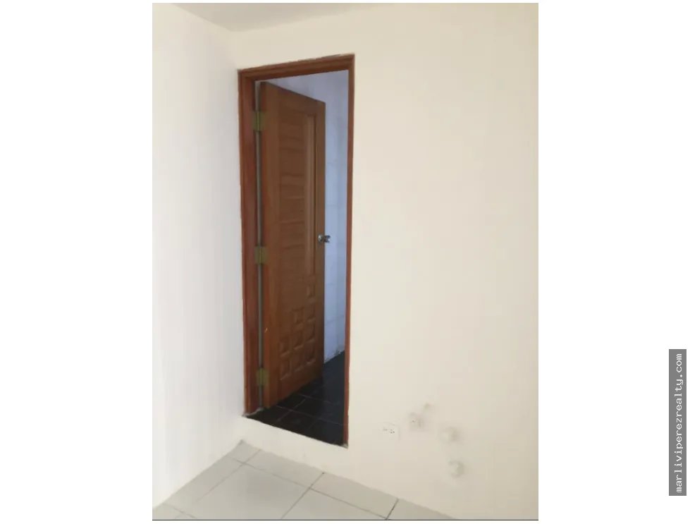 Office for rent in Bella Vista