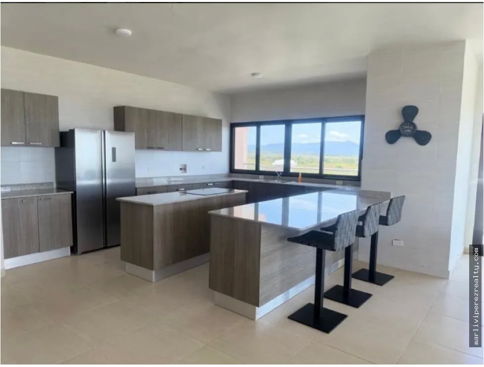 Venta de Apartamento (PentHouse) San Carlos