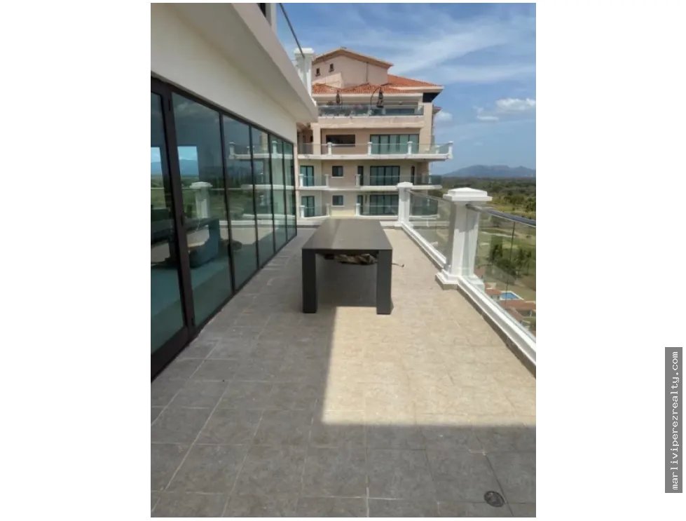 Venta de Apartamento (PentHouse) San Carlos