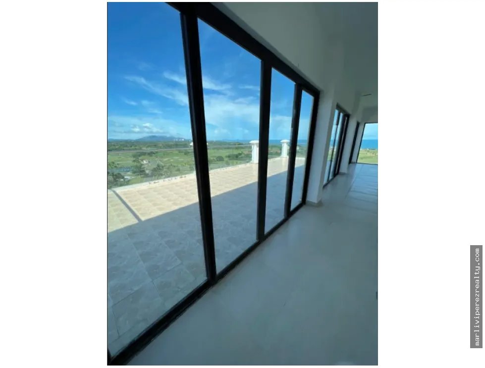 Venta de Apartamento (PentHouse) San Carlos